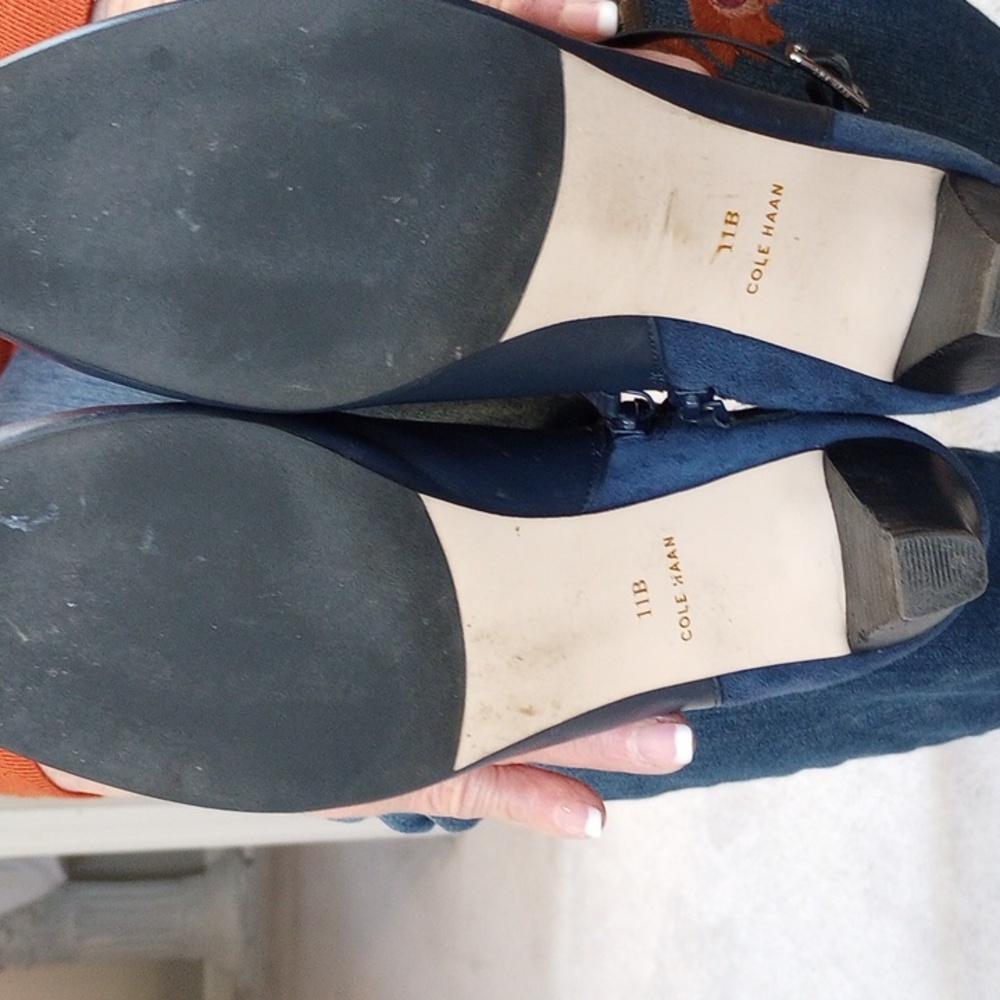 Cole Haan Leather And suede Ankle Boots - Picture 12 of 12